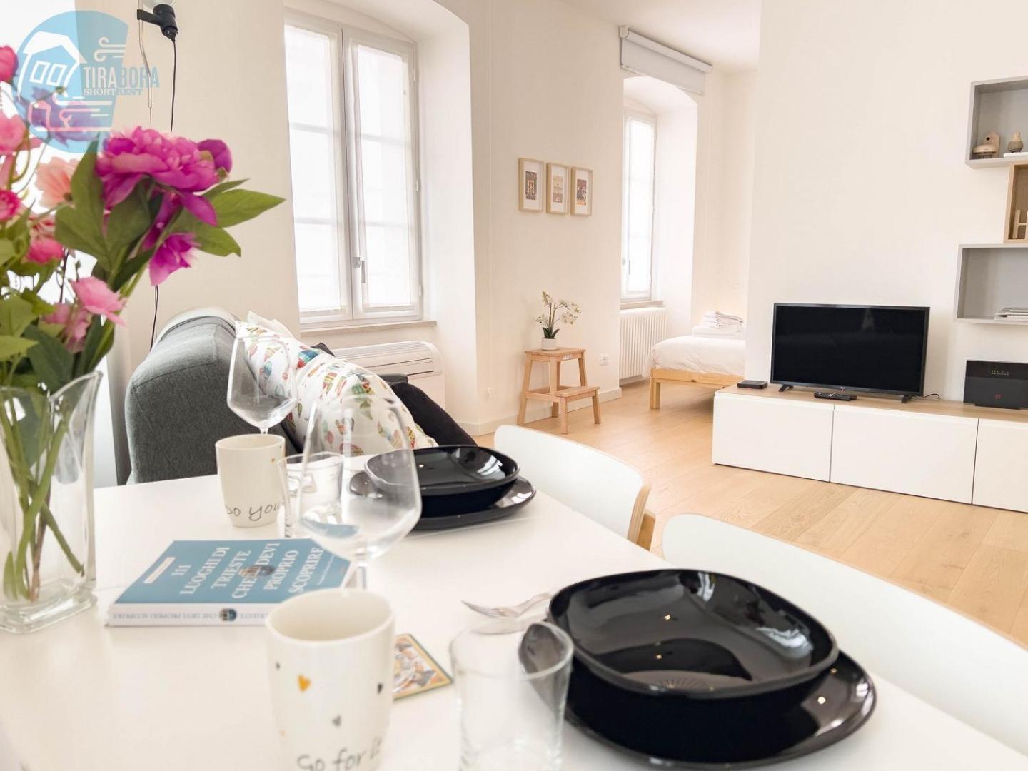Corridoni 2B Tirabora Short Rent Apartment Trieste Exterior photo
